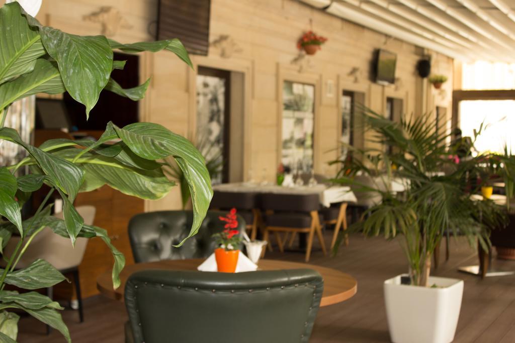Vego Hotel Gjandža Exteriér fotografie